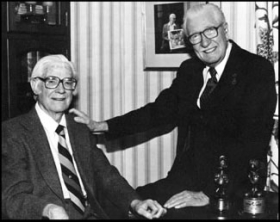 Floyd Gottfredson (links) mit Carl Barks.